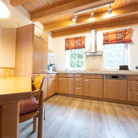 Hof Koehne - Doppelhaus - Doppelhexe *